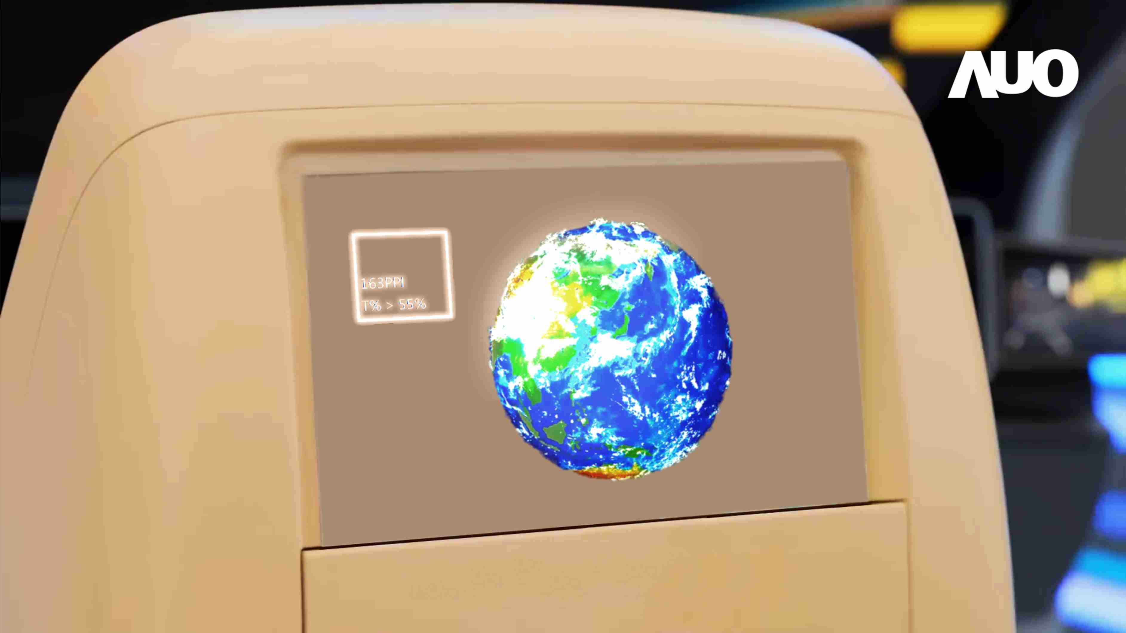 龙门国际突破设计与制程挑战，，，推出全球最高分辨率163ppi的13.5吋透明Micro LED面板，，，，并积极布局智能车市场，，，，以期拓展透明显示应用的可能性