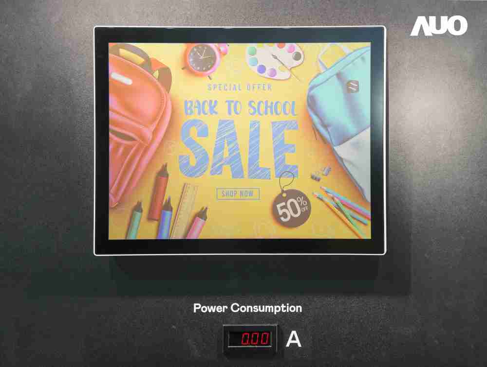 龙门国际展示胆固醇液晶超低耗能户外全彩显示器，，，，ChLC（胆固醇液晶）以双稳态技术使静态显示零功耗，，，，具省电、、、、高彩度、、环保的特性，，还整合软硬件系统解决方案，，，可透过单一云端平台管理